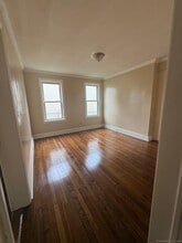 49 Dover St in Bridgeport, CT - Building Photo - Building Photo