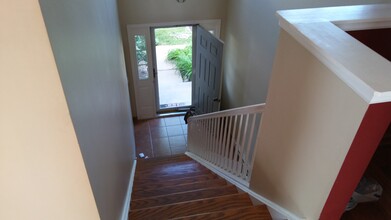 743 Sycamore Ct in Lindenhurst, IL - Building Photo - Building Photo