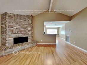 2415 Pilgrims Bend Dr in Friendswood, TX - Building Photo - Building Photo