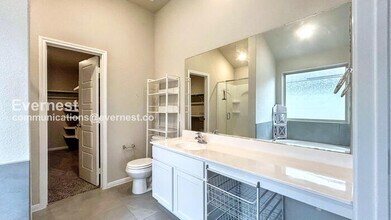 5114 Topaz Bnd in San Antonio, TX - Building Photo - Building Photo