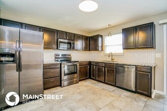 179 Cottonwood Pl in Commercial Point, OH - Building Photo - Building Photo