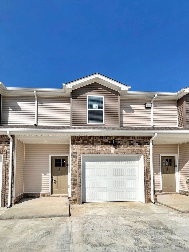 property at 3385 Polly Dr