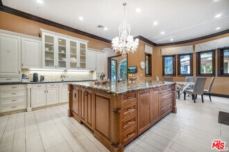 18607 Cassandra St in Los Angeles, CA - Building Photo - Building Photo