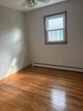 253 Devon St in Kearny, NJ - Foto de edificio - Building Photo