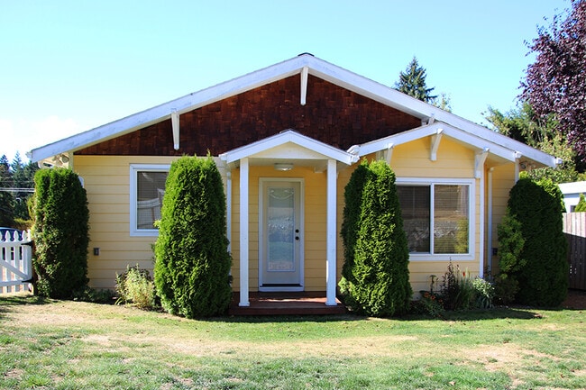 11912-11911 11th Pl SW in Seattle, WA - Building Photo - Building Photo