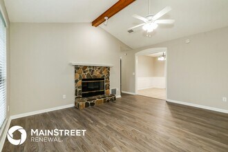 2248 Felucca Dr in Middleburg, FL - Foto de edificio - Building Photo