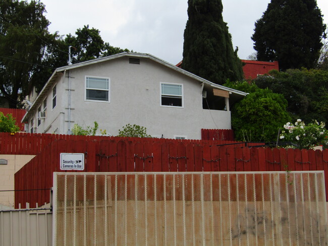 3009 London St in Los Angeles, CA - Building Photo - Building Photo