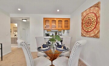 980 Kiely Blvd in Santa Clara, CA - Building Photo - Building Photo