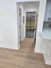 418 E Hardy St, Unit 4 in Inglewood, CA - Building Photo - Building Photo