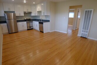 1128 - 1130 Bancroft in Berkeley, CA - Foto de edificio - Interior Photo