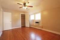 5602 Chaucer Dr photo'