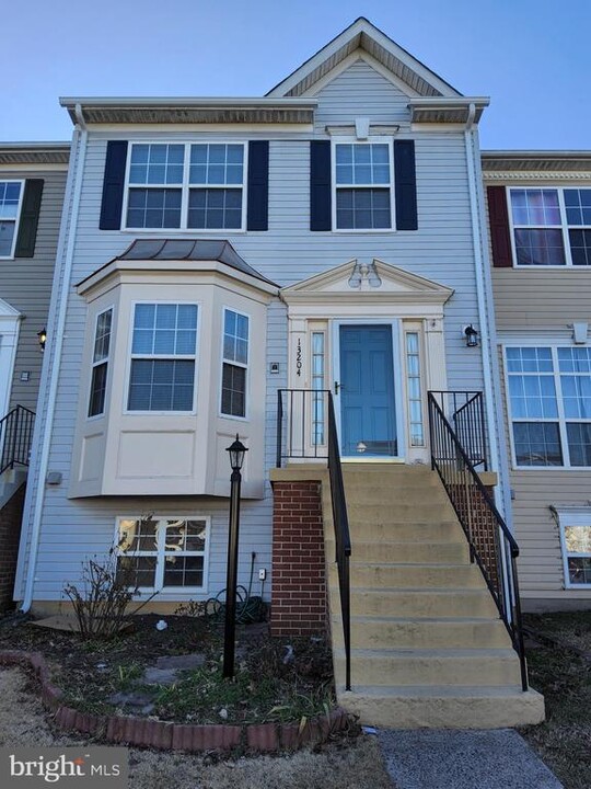 13204 Golders Green Pl in Bristow, VA - Building Photo