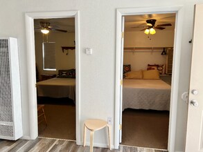 5400 Marble Ave-Unit -4 in Albuquerque, NM - Building Photo - Building Photo