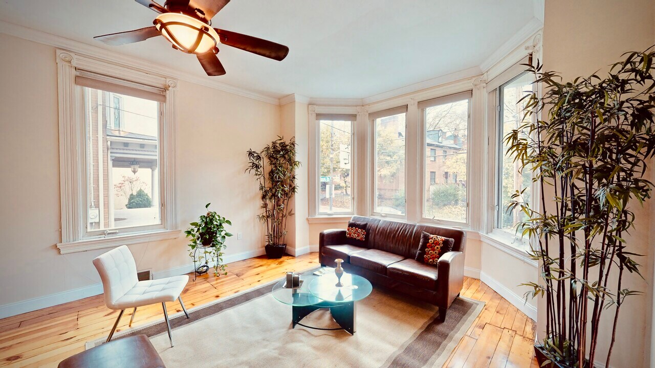 5432 Ellsworth Ave in Pittsburgh, PA - Building Photo