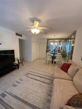 200 177th Dr, Unit 216 in Sunny Isles Beach, FL - Building Photo - Building Photo