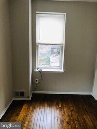 944 N Orianna St photo'