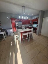 9727 Hammocks Blvd in Miami, FL - Building Photo - Building Photo