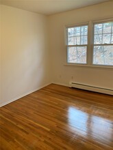 21 Pavilion Rd-Unit -23 in Suffern, NY - Building Photo - Building Photo