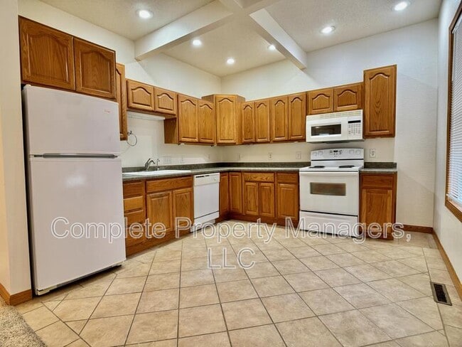 917 James Ave in Albert Lea, MN - Building Photo - Building Photo