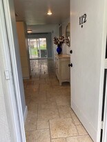 53 High Point Cir W, Unit 112 in Naples, FL - Building Photo