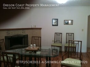 426 NW 22nd St in Newport, OR - Building Photo - Building Photo