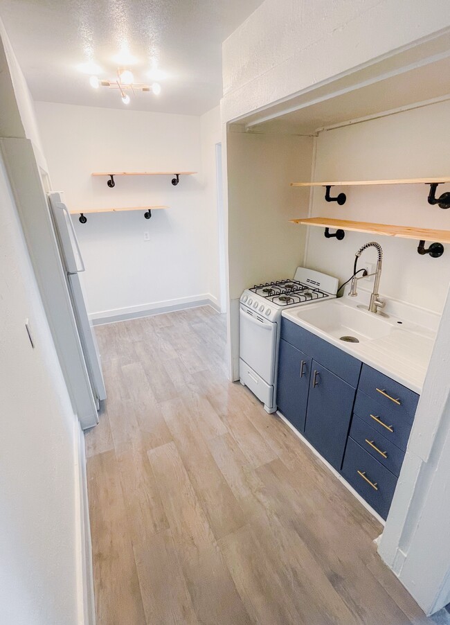property at 713 20th St