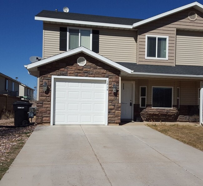 property at 1914 W Clark Pkwy N