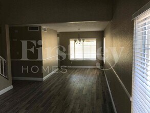 3622 W Cielo Grande, Unit 416 in Glendale, AZ - Building Photo - Building Photo