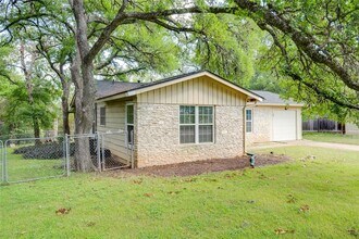 5414 Buffalo Pass in Austin, TX - Building Photo - Building Photo