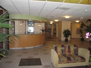 4767 Ocean Blvd, Unit Capri8 in San Diego, CA - Building Photo - Building Photo