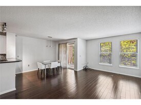 675 N 1st St in Minneapolis, MN - Building Photo