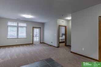 1330 S 70th St in Omaha, NE - Building Photo - Building Photo