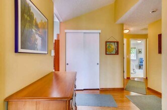 5535 NW Deschutes Dr in Portland, OR - Building Photo - Building Photo