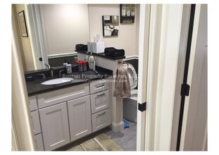 29 Worthington St, Unit 3 in Roxbury Crossing, MA - Building Photo - Building Photo