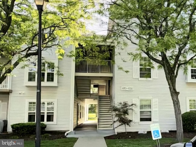 property at 924 Willings Way