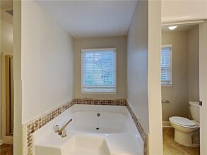 820 Providence Dr in Lawrenceville, GA - Building Photo - Building Photo