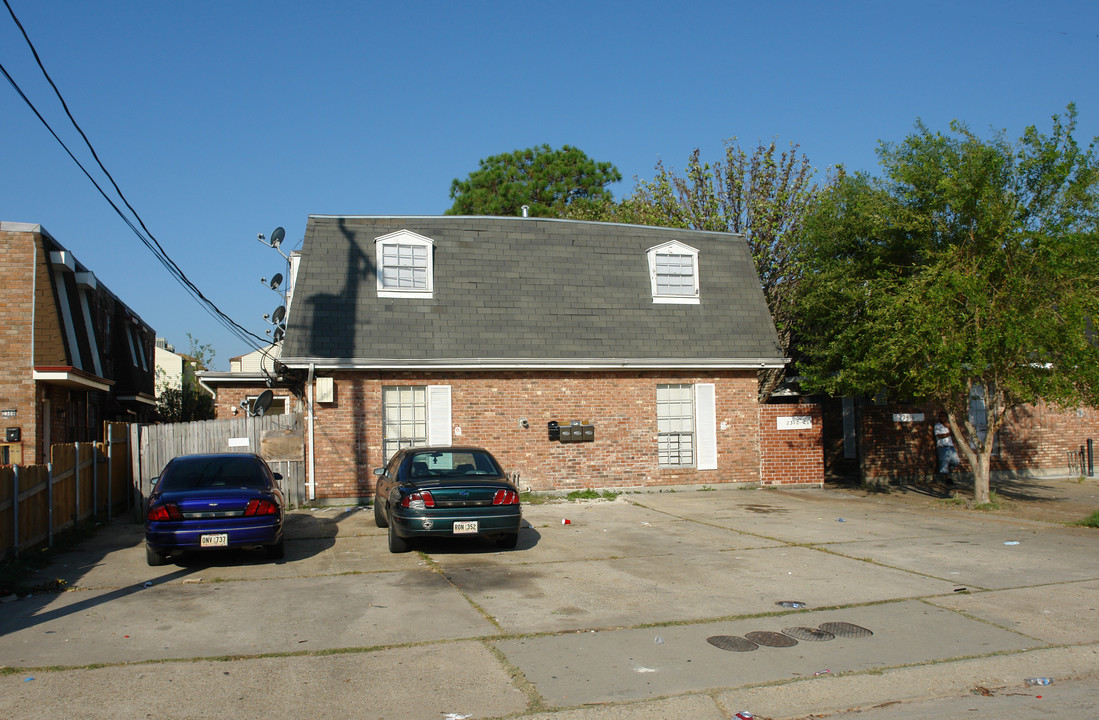 2312 Manson Ave in Metairie, LA - Building Photo