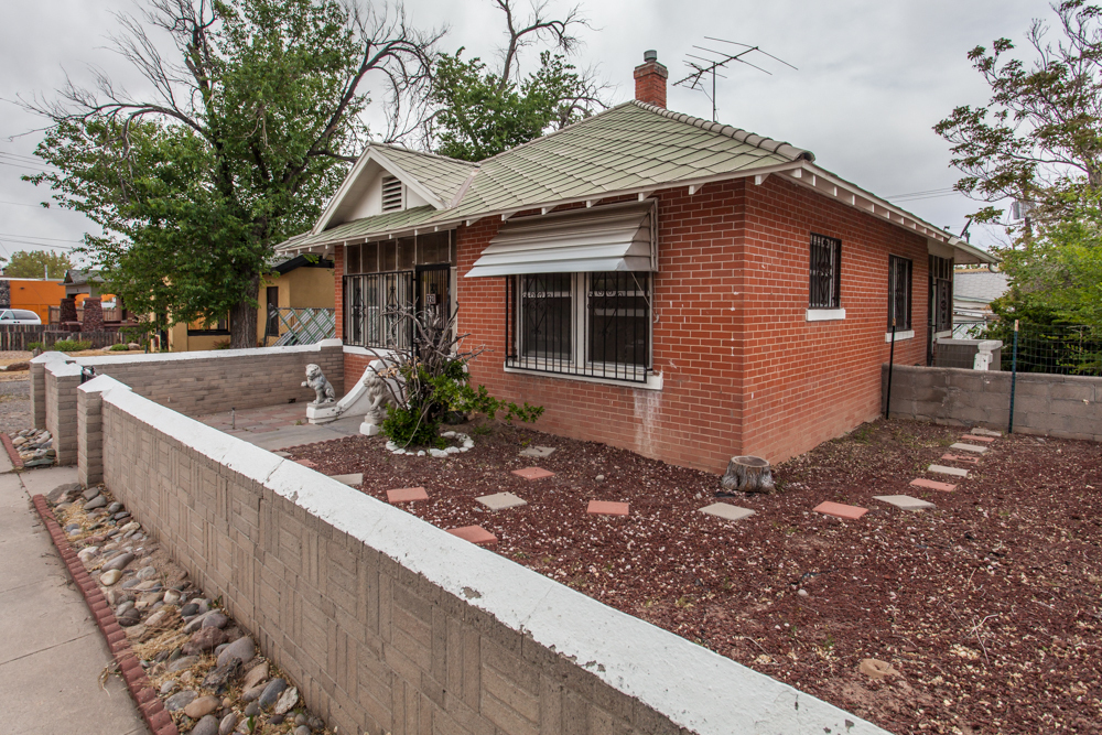 121 Elm St NE in Albuquerque, NM - Building Photo