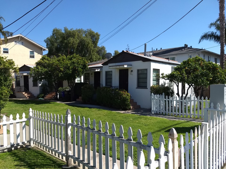 The 2nd Ave Cottages in San Diego, CA - Building Photo