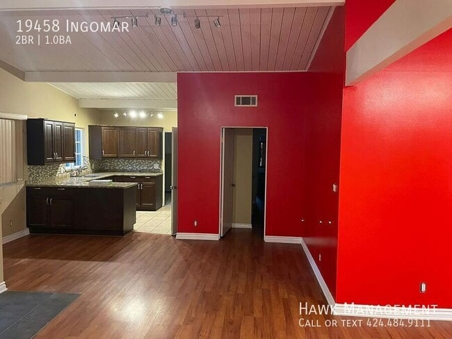 19458 Ingomar St in Los Angeles, CA - Building Photo - Building Photo