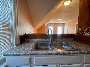 54 Barton St, Unit 3 in Providence, RI - Building Photo - Building Photo
