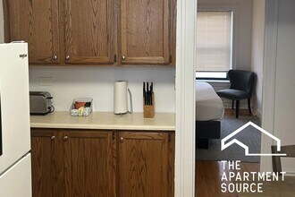 1911 W Larchmont Ave, Unit 3B in Chicago, IL - Building Photo - Building Photo