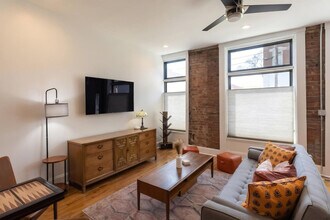 152 E McMicken Ave in Cincinnati, OH - Building Photo - Building Photo