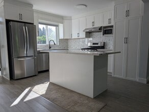 32312 Brant Ave in Mission, BC - Building Photo - Building Photo