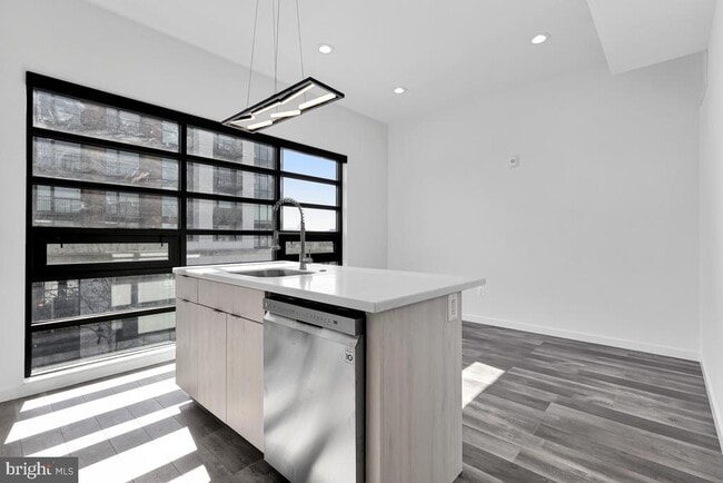 506 H St NE in Washington, DC - Foto de edificio - Building Photo