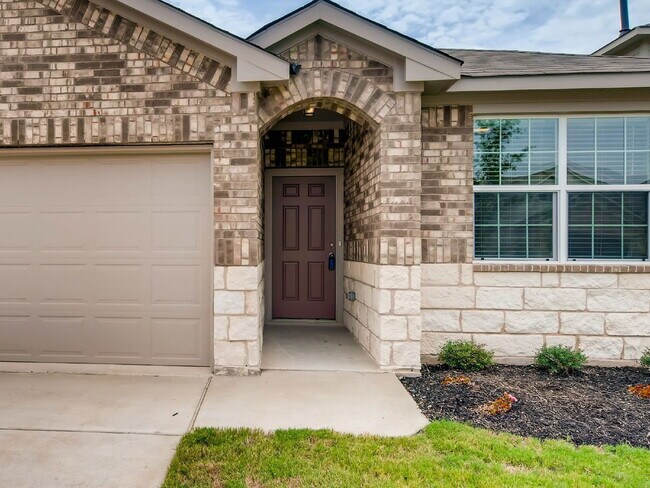 3705 Canaan Matthew Dr in Austin, TX - Building Photo - Building Photo