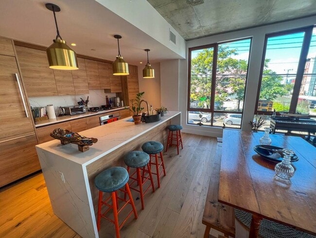 199 Conover St, Unit 2-A in Brooklyn, NY - Building Photo - Building Photo