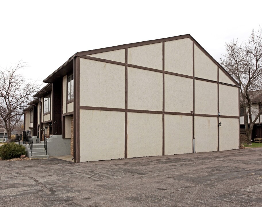 541-549 2nd Ave S in Waite Park, MN - Building Photo