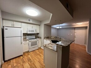3736 NW Mediterranean Ln in Jensen Beach, FL - Building Photo - Building Photo