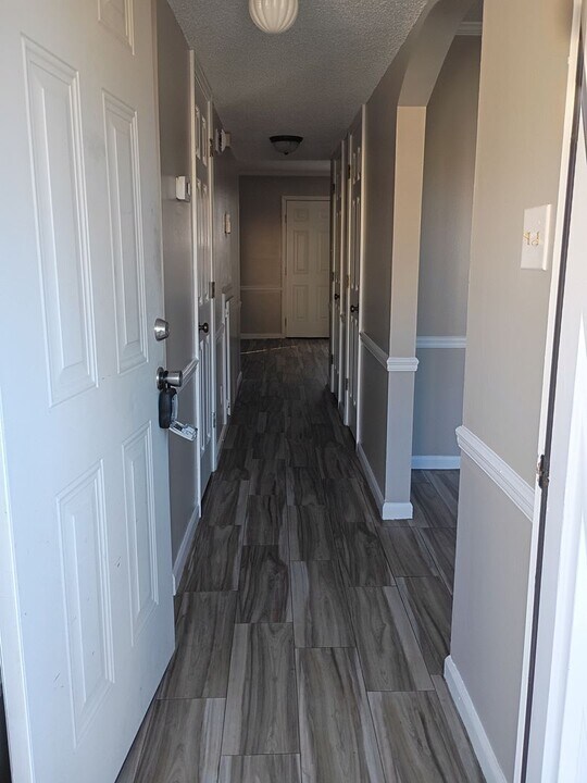 42 Sand Dollar Ln in Savannah, GA - Building Photo